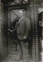02anders_peter_larsen_lille2.JPG (6920 bytes)